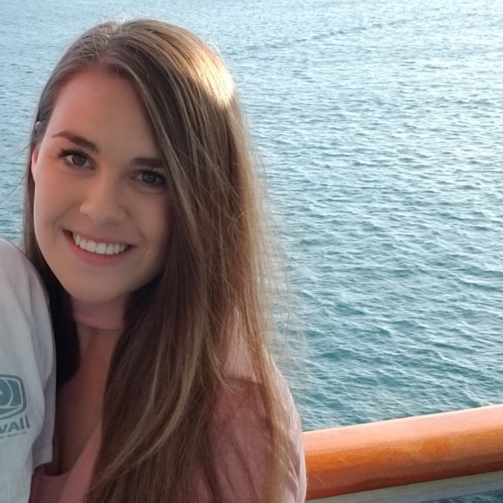 Meet your Posher, Nicole